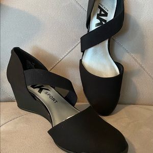 Anne Klein Sport Tara Wedges size 8.5